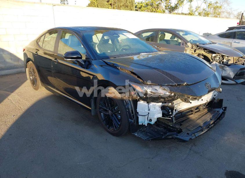 2025 Toyota Camry SE (VIN 4T1DAACK2SU550339) main photo