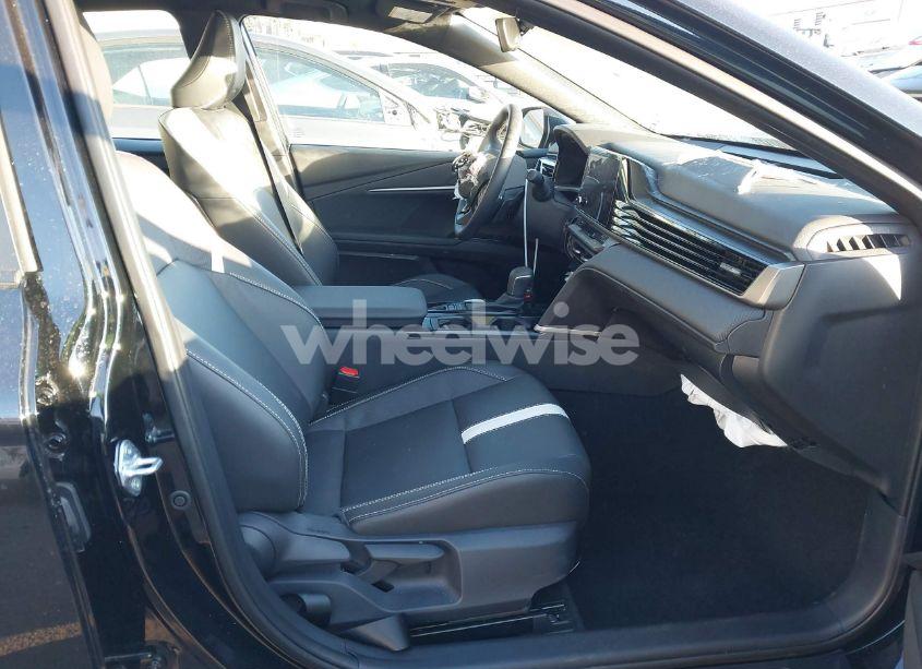 Photo 5 of 2025 Toyota Camry SE (VIN 4T1DAACK2SU550339)