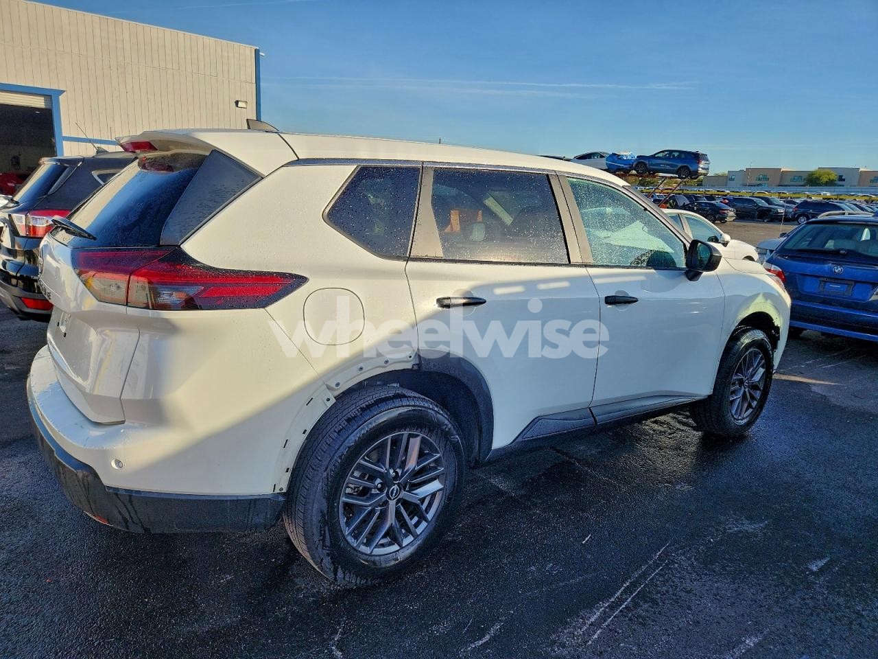 Photo 3 of 2024 NISSAN ROGUE S (VIN 4T1DAACK2SU553015)