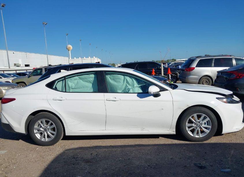 Photo 13 of 2025 Toyota Camry XSE/XLE/LE/SE (VIN 4T1DAACK2SU562149)