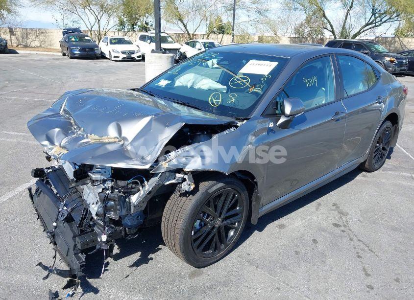 Photo 2 of 2025 Toyota Camry SE (VIN 4T1DAACK2SU571465)