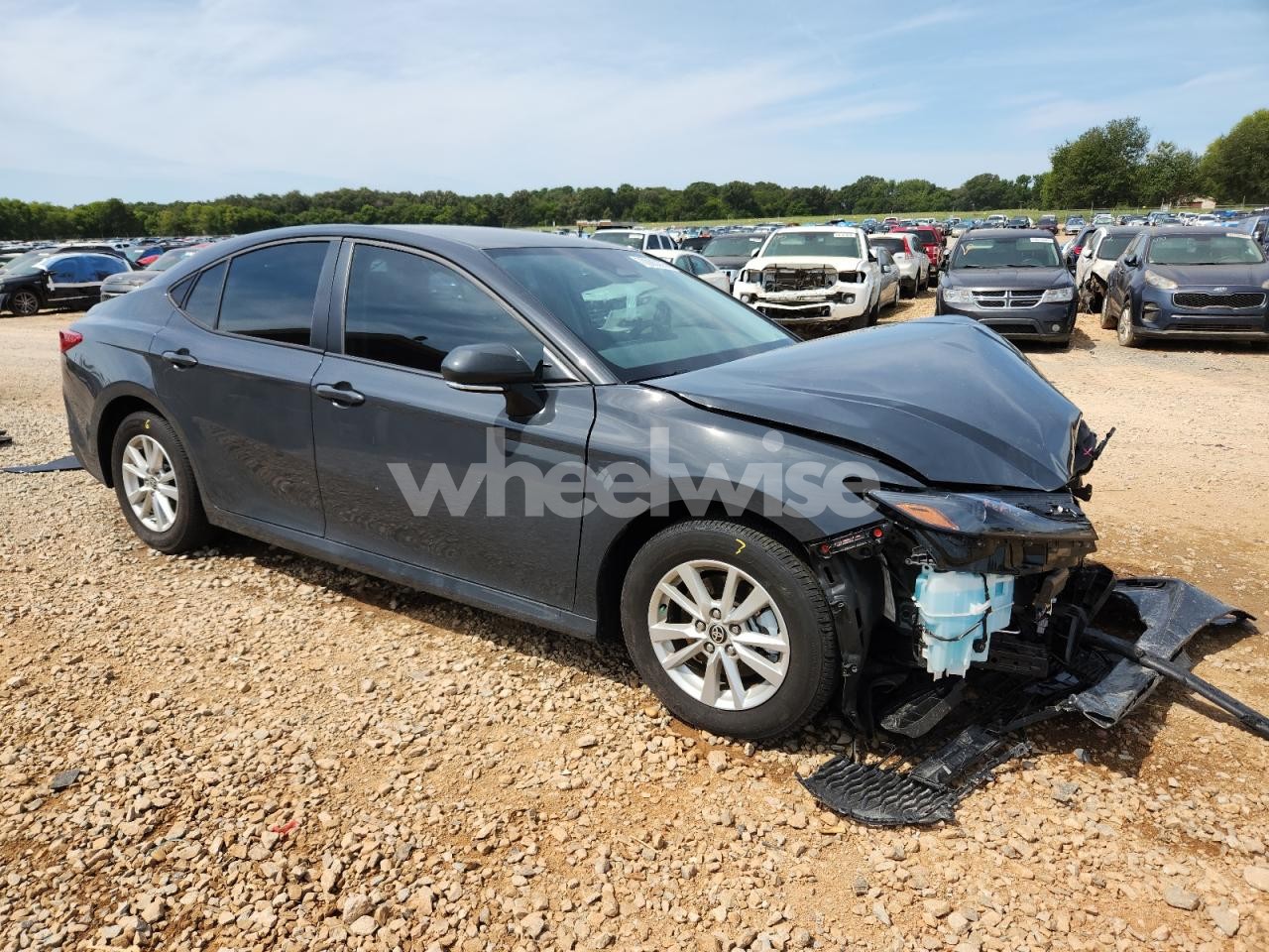 Photo 4 of 2025 TOYOTA CAMRY XSE (VIN 4T1DAACK3SU001605)