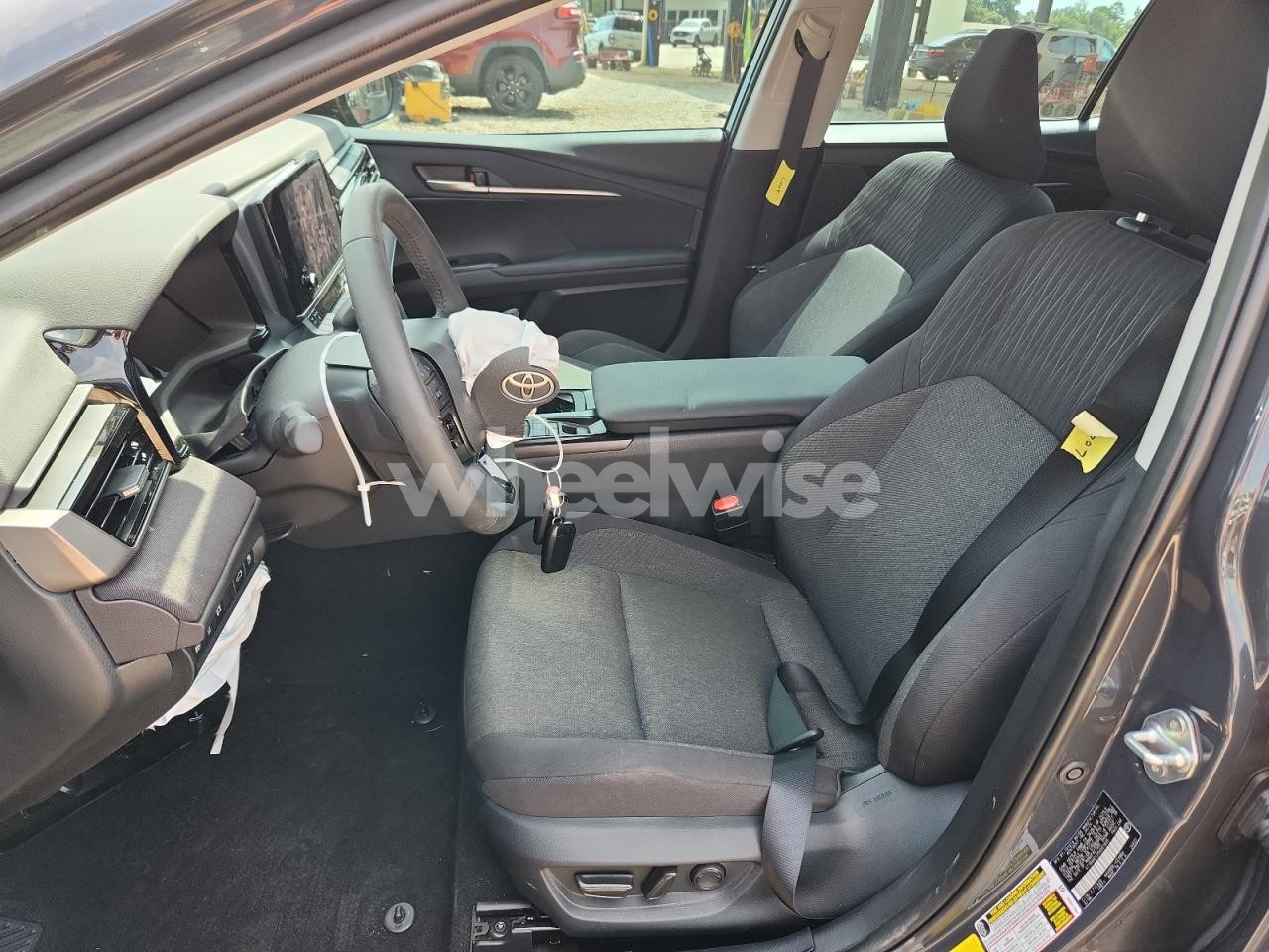 Photo 7 of 2025 TOYOTA CAMRY XSE (VIN 4T1DAACK3SU001605)
