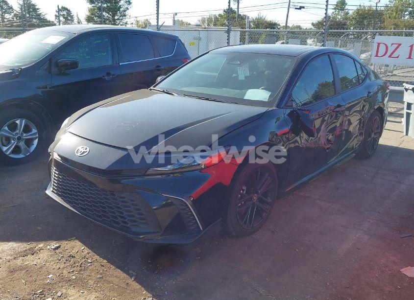Photo 2 of 2025 Toyota Camry SE (VIN 4T1DAACK3SU014905)