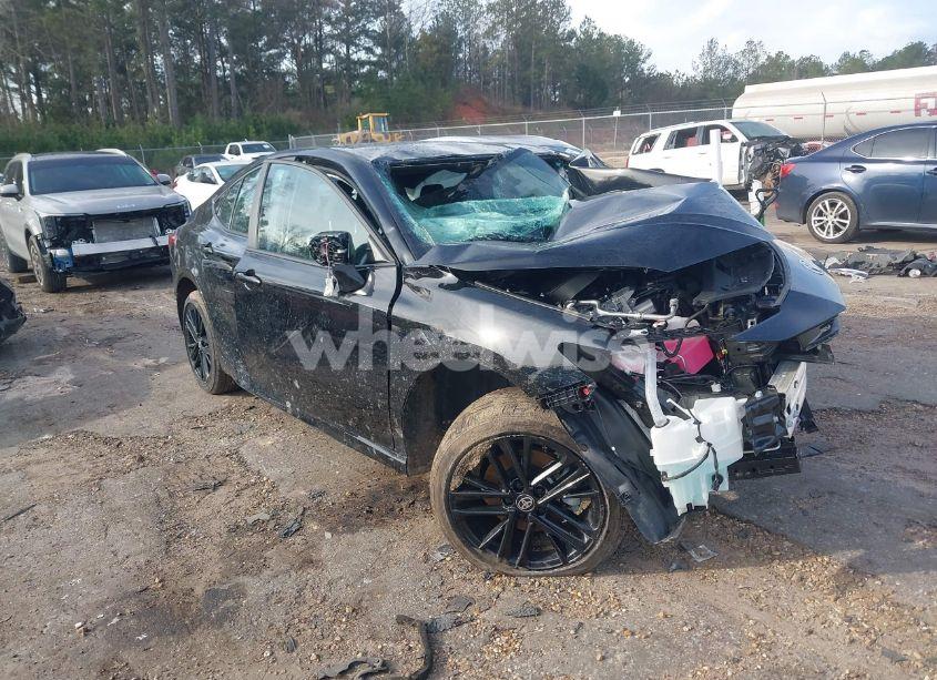 2025 Toyota Camry SE (VIN 4T1DAACK3SU026116) main photo