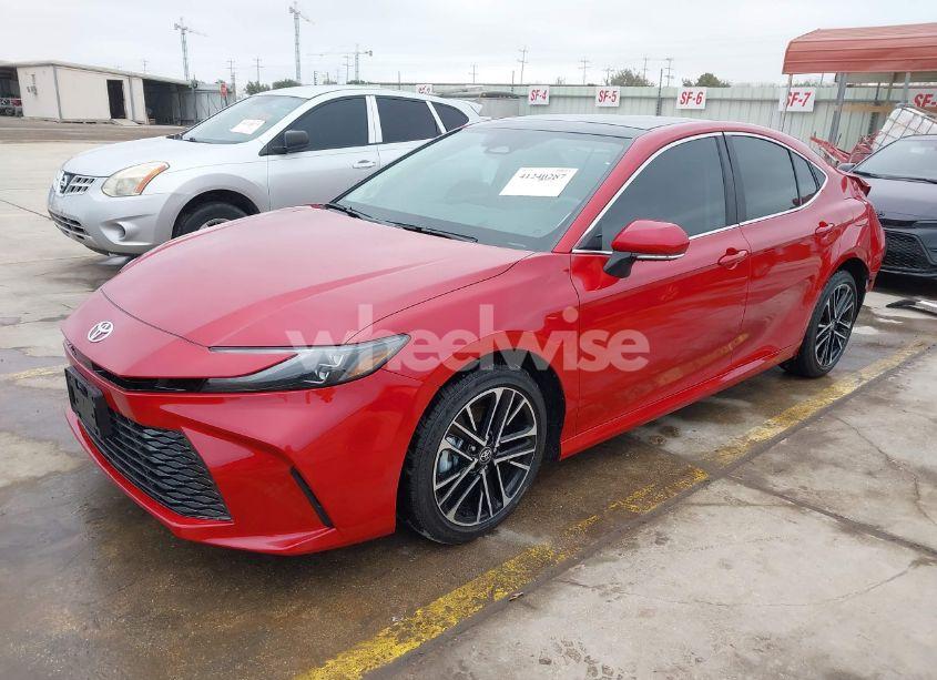 Photo 2 of 2025 Toyota Camry XLE (VIN 4T1DAACK3SU041943)
