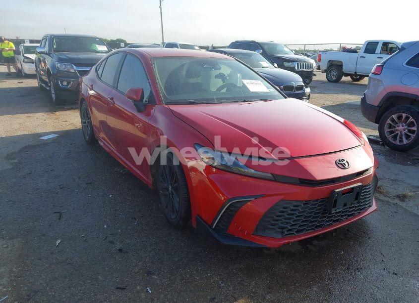 2025 Toyota Camry SE (VIN 4T1DAACK3SU050769) main photo