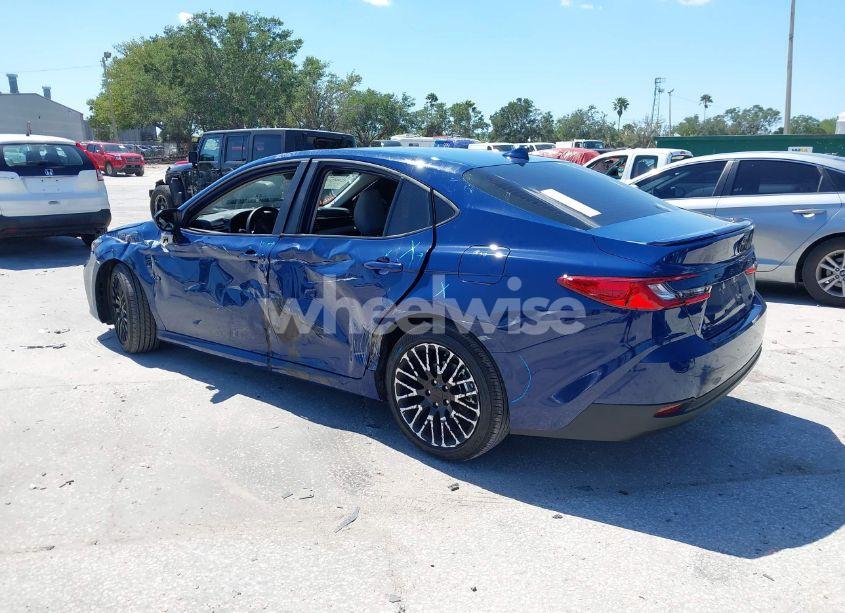 Photo 3 of 2025 Toyota Camry LE (VIN 4T1DAACK3SU104152)