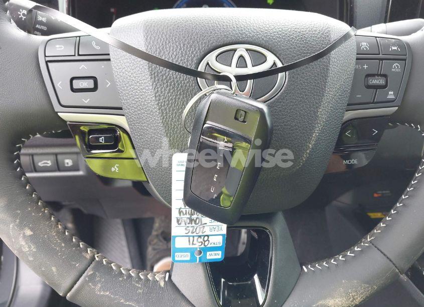 Photo 11 of 2025 Toyota Camry SE (VIN 4T1DAACK3SU127589)