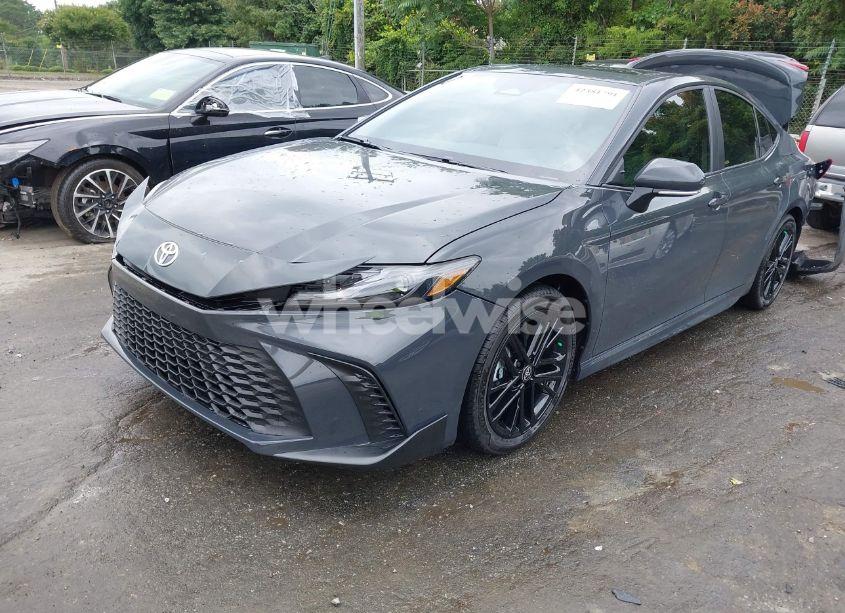 Photo 2 of 2025 Toyota Camry SE (VIN 4T1DAACK3SU127589)