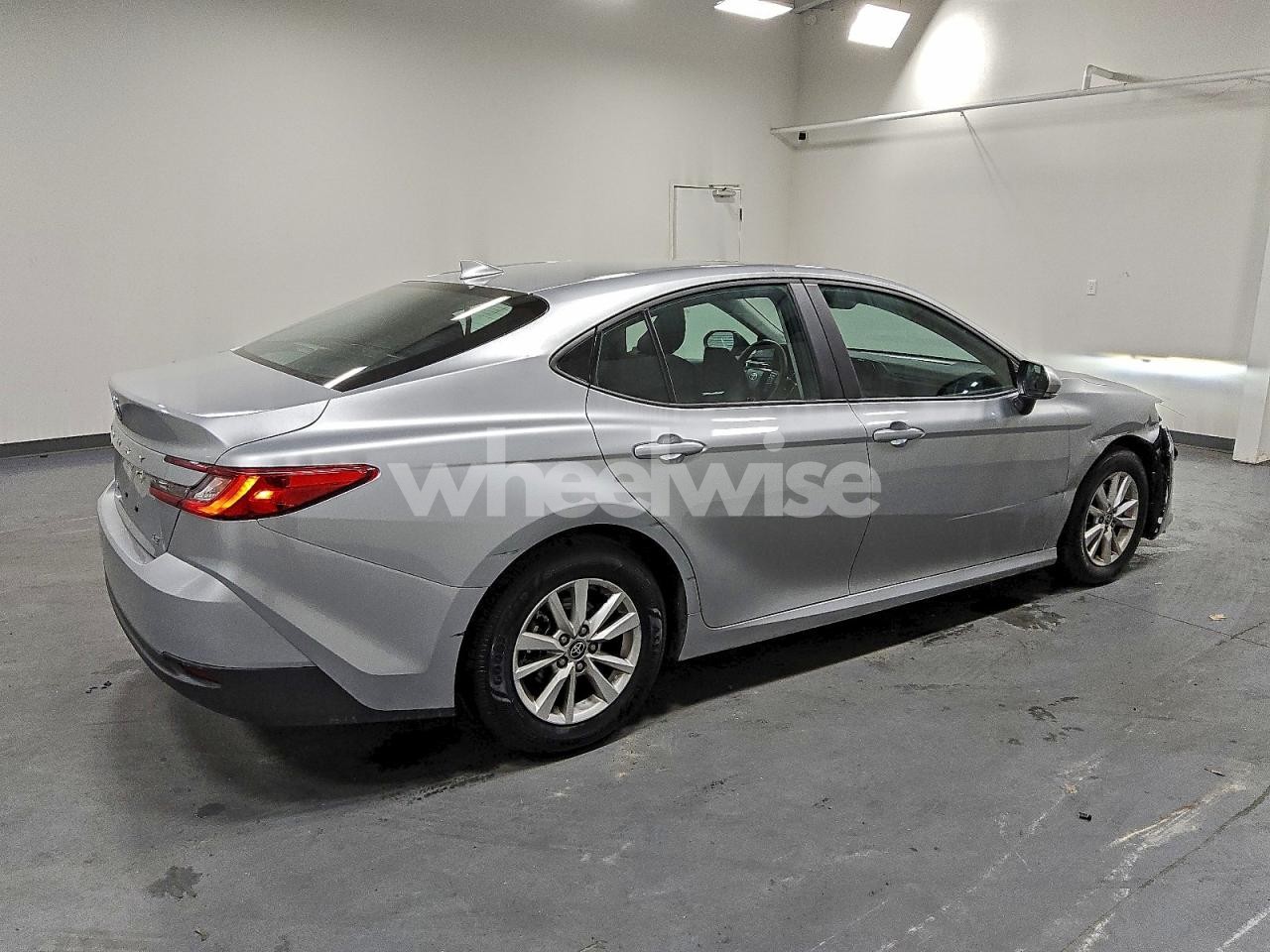 Photo 3 of 2025 TOYOTA CAMRY XSE (VIN 4T1DAACK3SU158535)