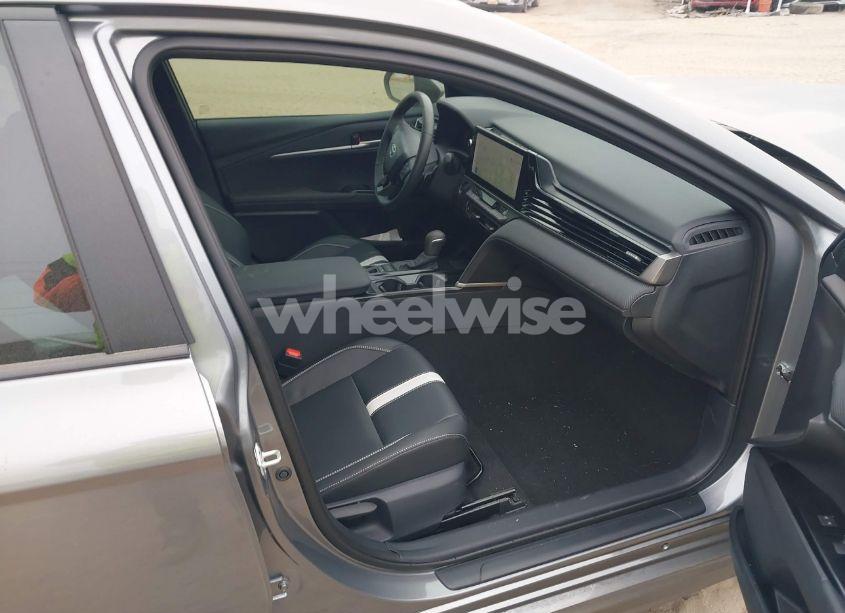 Photo 5 of 2025 Toyota Camry SE (VIN 4T1DAACK3SU536322)