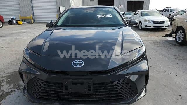 Photo 2 of 2025 TOYOTA CAMRY XSE (VIN 4T1DAACK3SU542900)
