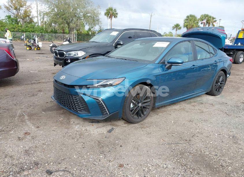 Photo 2 of 2025 Toyota Camry SE (VIN 4T1DAACK3SU545599)