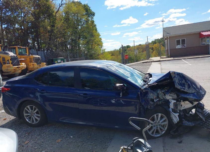 Photo 13 of 2025 Toyota Camry LE (VIN 4T1DAACK4SU011673)