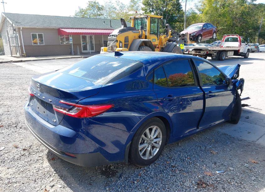 Photo 4 of 2025 Toyota Camry LE (VIN 4T1DAACK4SU011673)