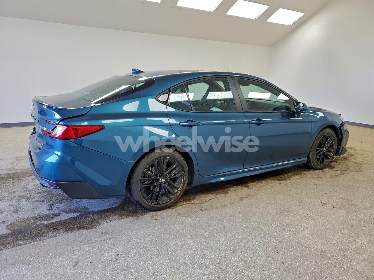 Photo 3 of 2025 TOYOTA CAMRY XSE (VIN 4T1DAACK4SU021488)