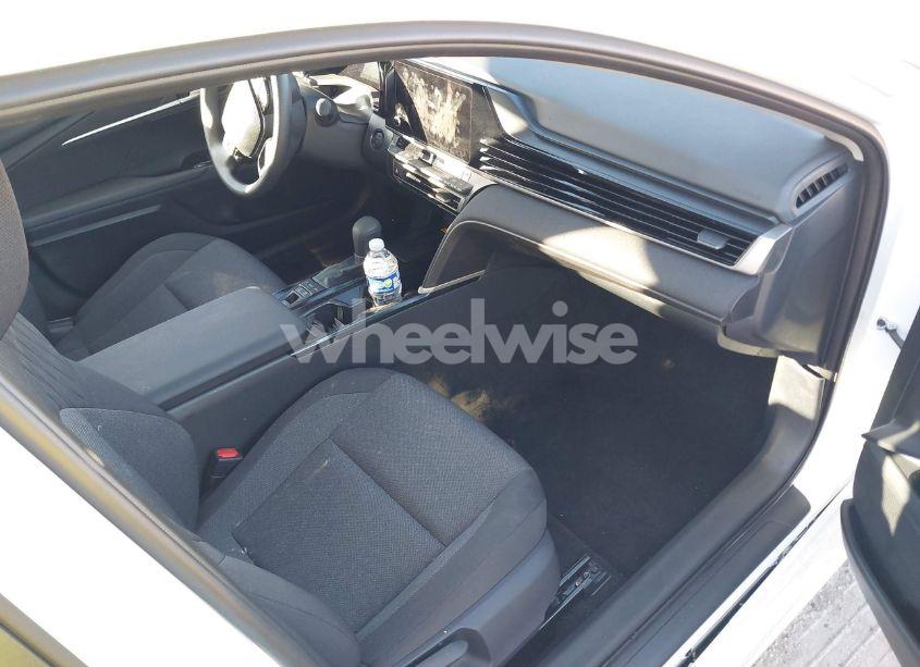 Photo 5 of 2025 Toyota Camry LE (VIN 4T1DAACK4SU070576)