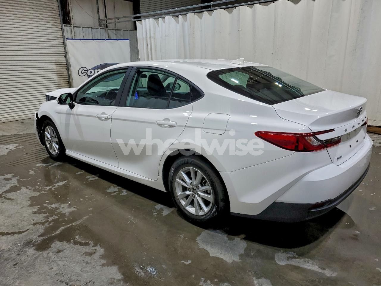 Photo 2 of 2025 TOYOTA CAMRY XSE (VIN 4T1DAACK4SU155630)
