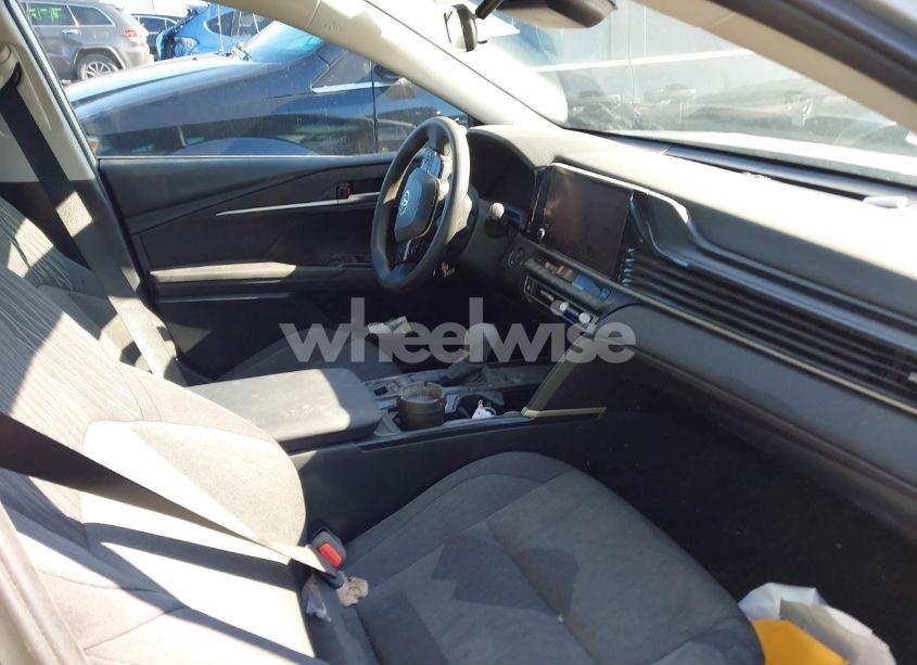 Photo 5 of 2025 Toyota Camry LE (VIN 4T1DAACK4SU517617)