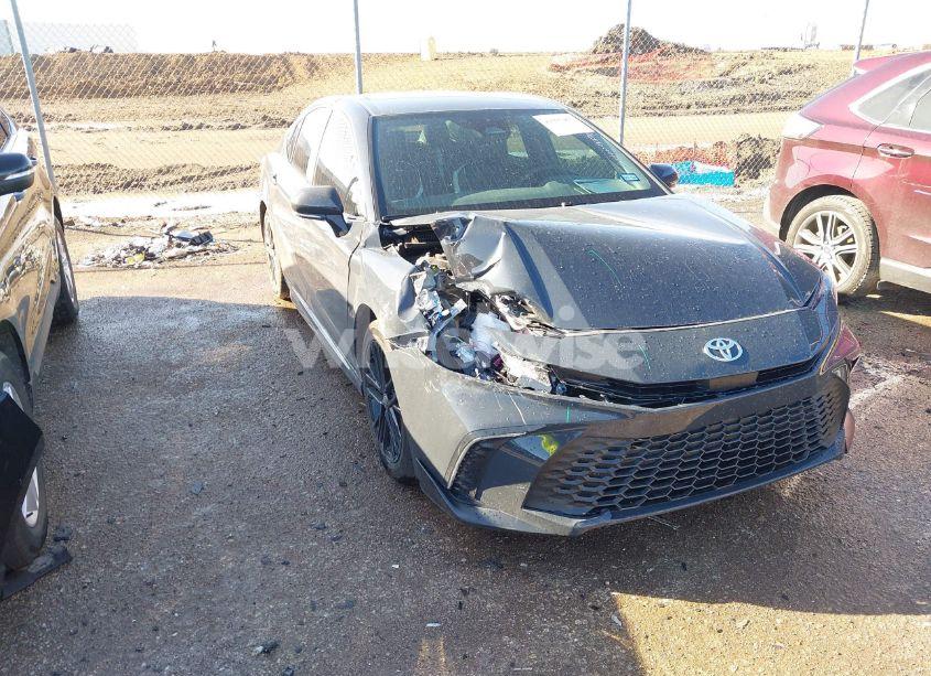 2025 Toyota Camry SE (VIN 4T1DAACK4SU538483) main photo