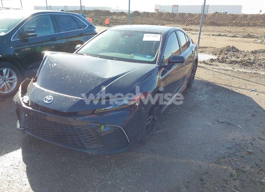Photo 2 of 2025 Toyota Camry SE (VIN 4T1DAACK4SU538483)