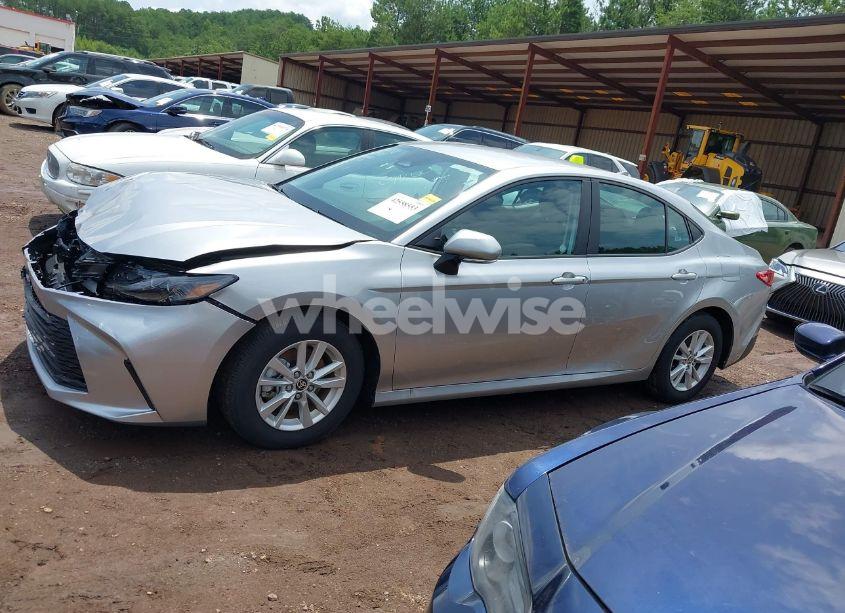 Photo 14 of 2025 Toyota Camry LE (VIN 4T1DAACK4SU542081)