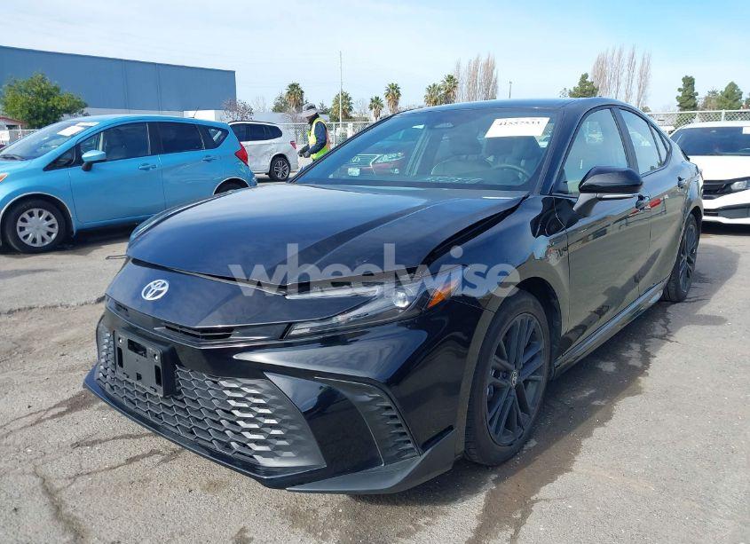 Photo 2 of 2025 Toyota Camry SE (VIN 4T1DAACK4SU550004)