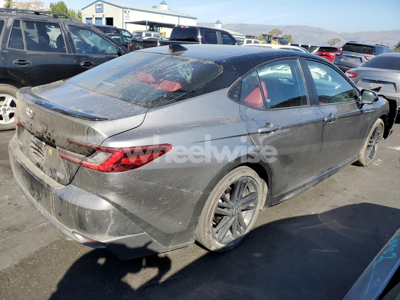 Photo 3 of 2025 TOYOTA CAMRY XSE (VIN 4T1DAACK4SU550312)