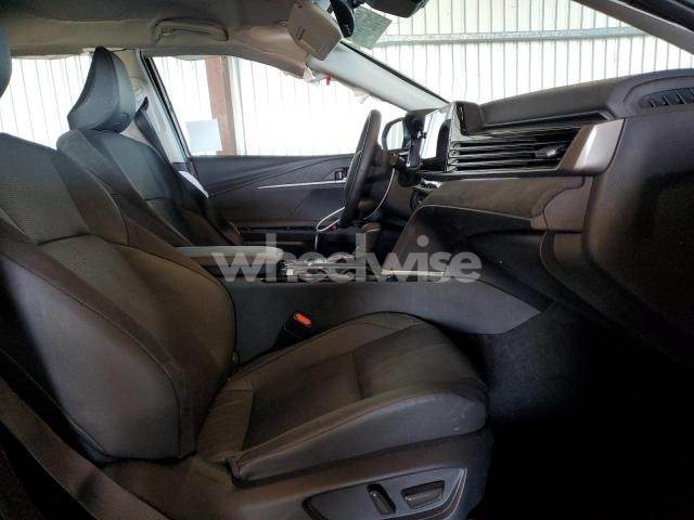 Photo 2 of 2025 TOYOTA CAMRY XSE (VIN 4T1DAACK4SU552917)