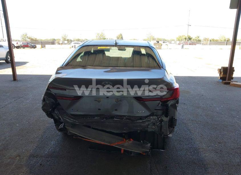 Photo 6 of 2025 Toyota Camry XLE (VIN 4T1DAACK4SU555705)