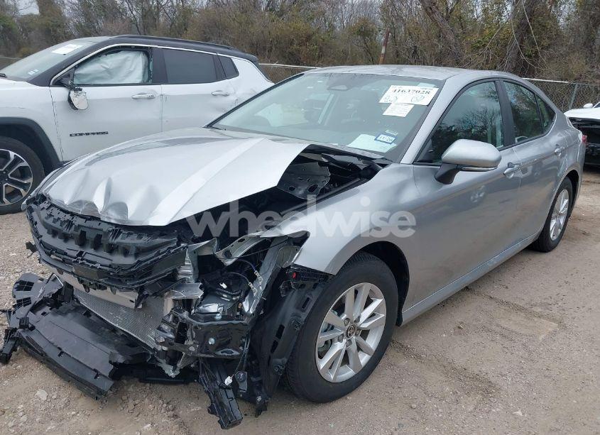 Photo 2 of 2025 Toyota Camry LE (VIN 4T1DAACK4SU568177)