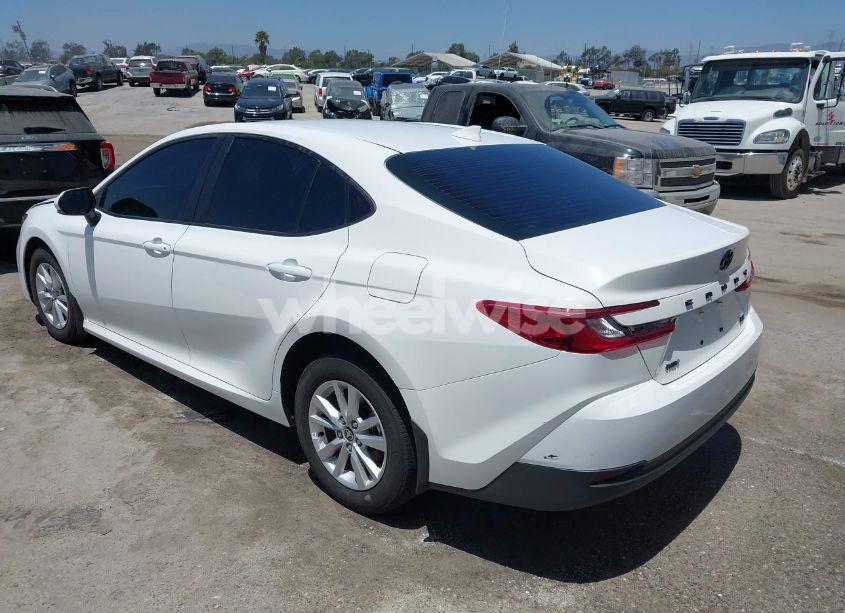 Photo 3 of 2025 Toyota Camry LE (VIN 4T1DAACK5SU020706)