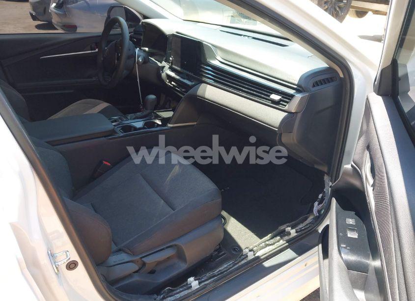 Photo 5 of 2025 Toyota Camry LE (VIN 4T1DAACK5SU020706)