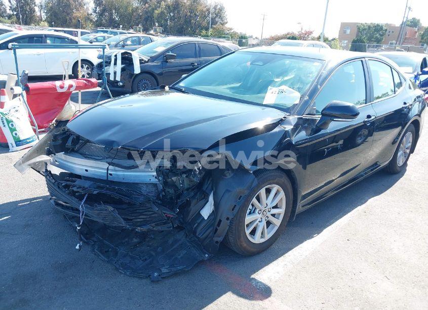 Photo 2 of 2025 Toyota Camry LE (VIN 4T1DAACK5SU023458)