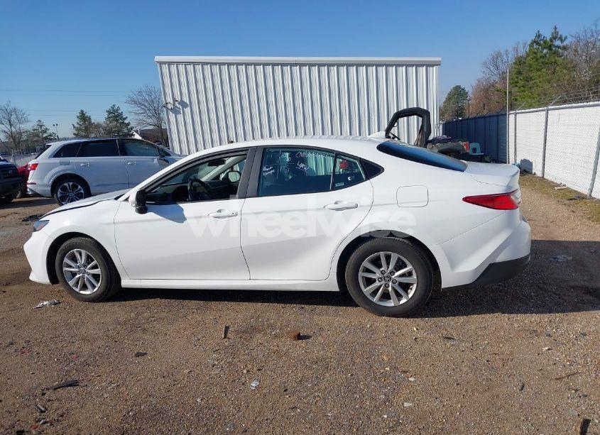 Photo 14 of 2025 Toyota Camry LE (VIN 4T1DAACK5SU030880)