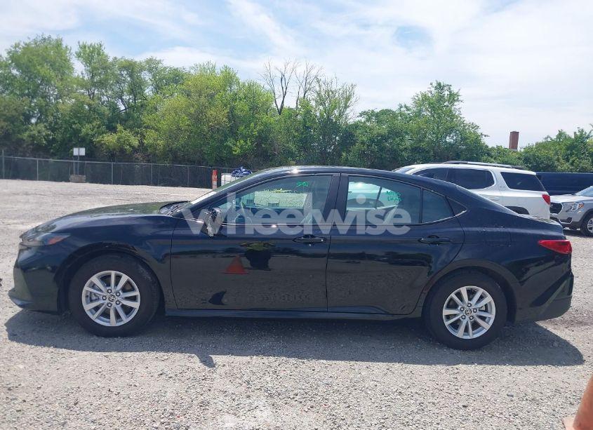 Photo 15 of 2025 Toyota Camry LE (VIN 4T1DAACK5SU047551)