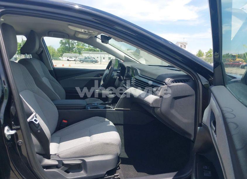 Photo 5 of 2025 Toyota Camry LE (VIN 4T1DAACK5SU047551)