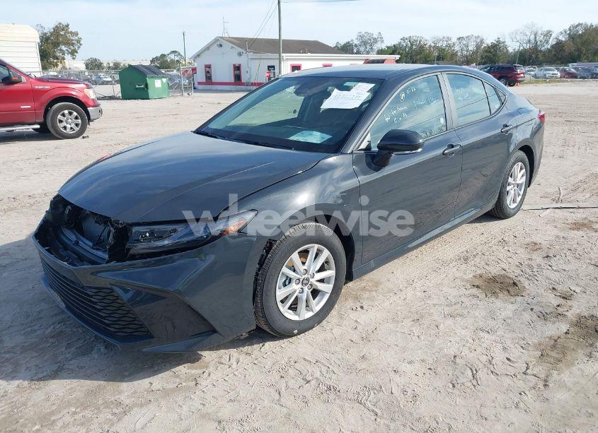 Photo 2 of 2025 Toyota Camry LE (VIN 4T1DAACK5SU054399)