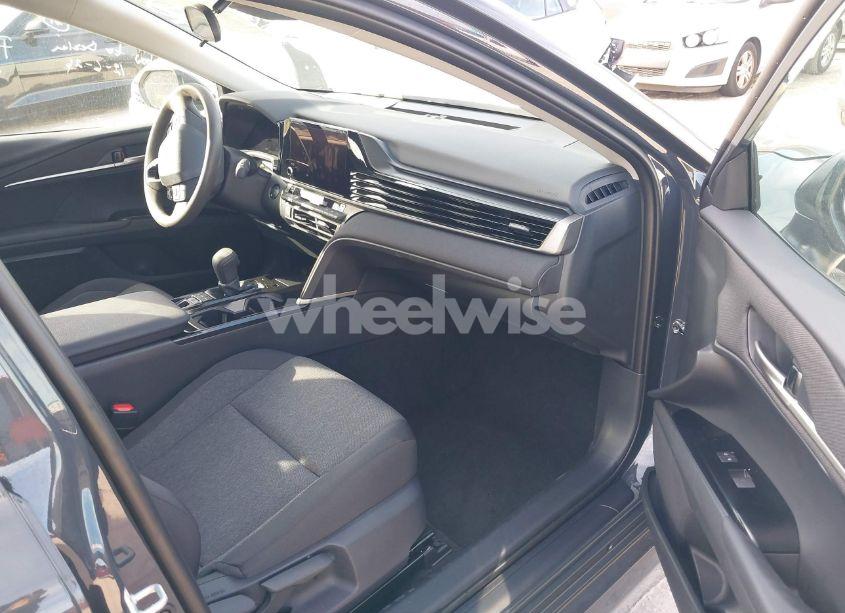 Photo 5 of 2025 Toyota Camry LE (VIN 4T1DAACK5SU054399)