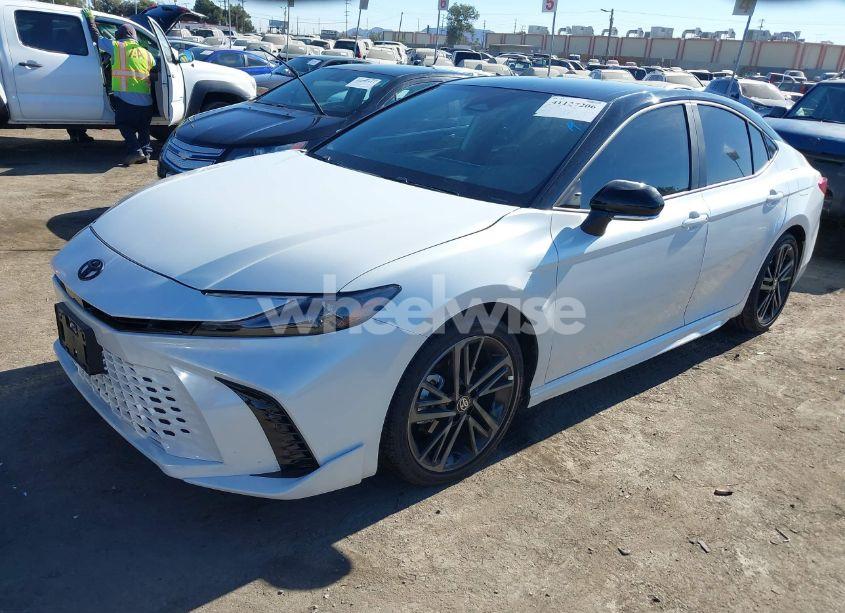 Photo 2 of 2025 Toyota Camry XSE (VIN 4T1DAACK5SU067329)