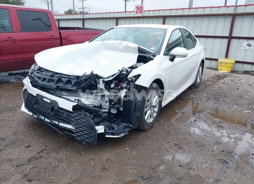 Photo 2 of 2025 Toyota Camry LE (VIN 4T1DAACK5SU075091)