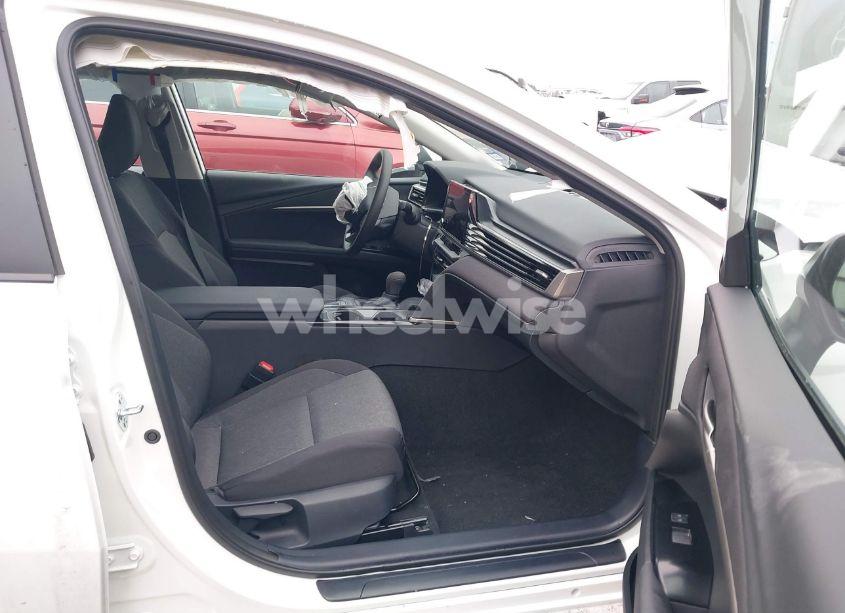 Photo 5 of 2025 Toyota Camry LE (VIN 4T1DAACK5SU075091)