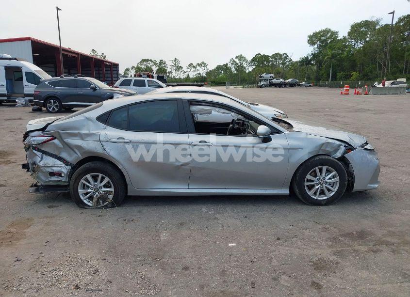 Photo 13 of 2025 Toyota Camry LE/SE/XLE/XSE (VIN 4T1DAACK5SU121762)