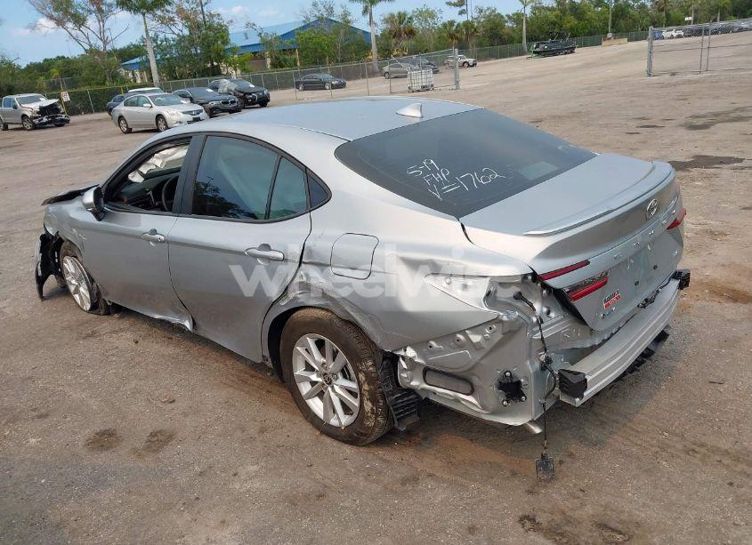 Photo 3 of 2025 Toyota Camry LE/SE/XLE/XSE (VIN 4T1DAACK5SU121762)