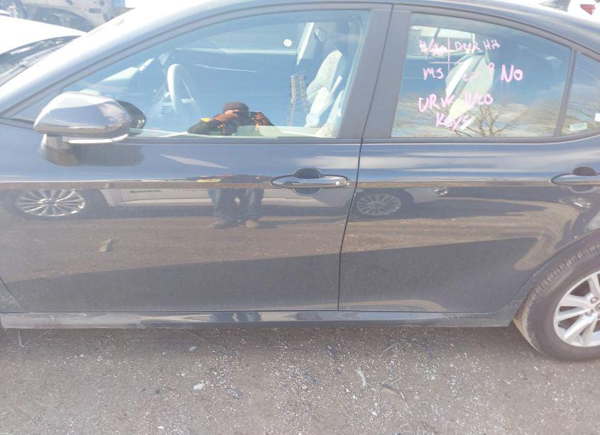 Photo 14 of 2025 Toyota Camry LE (VIN 4T1DAACK5SU511017)