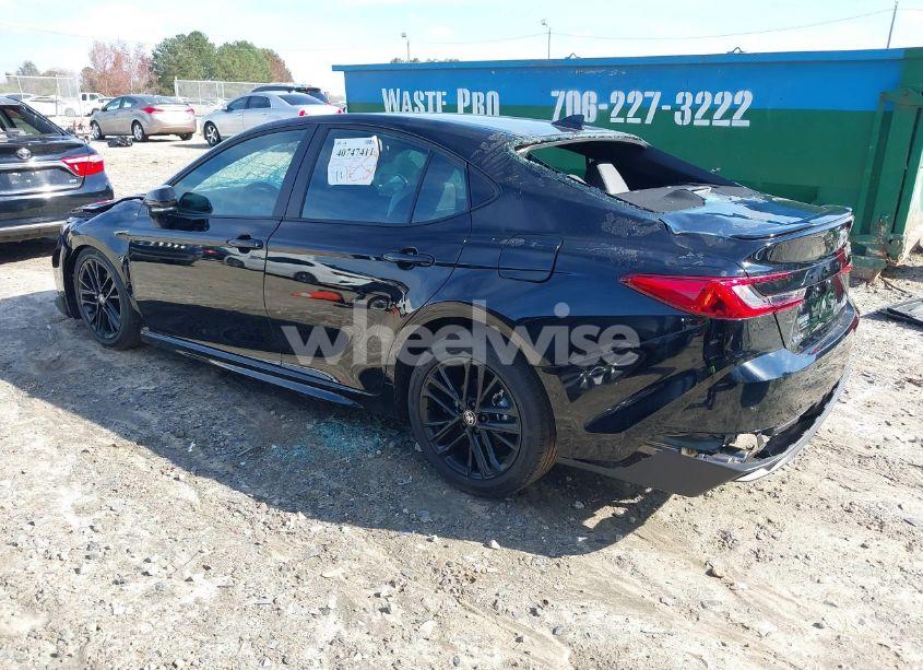 Photo 3 of 2025 Toyota Camry SE (VIN 4T1DAACK5SU512975)