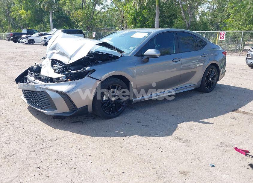 Photo 2 of 2025 Toyota Camry SE (VIN 4T1DAACK5SU539156)