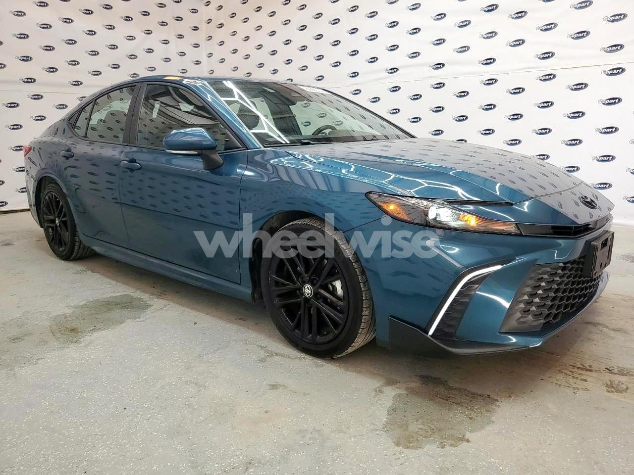 Photo 4 of 2025 TOYOTA CAMRY XSE (VIN 4T1DAACK5SU542140)