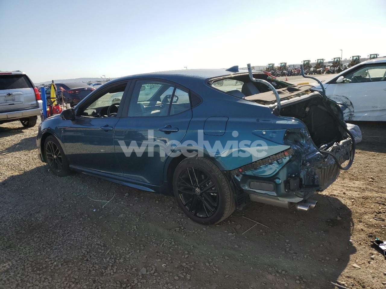 Photo 2 of 2025 TOYOTA CAMRY XSE (VIN 4T1DAACK5SU554014)